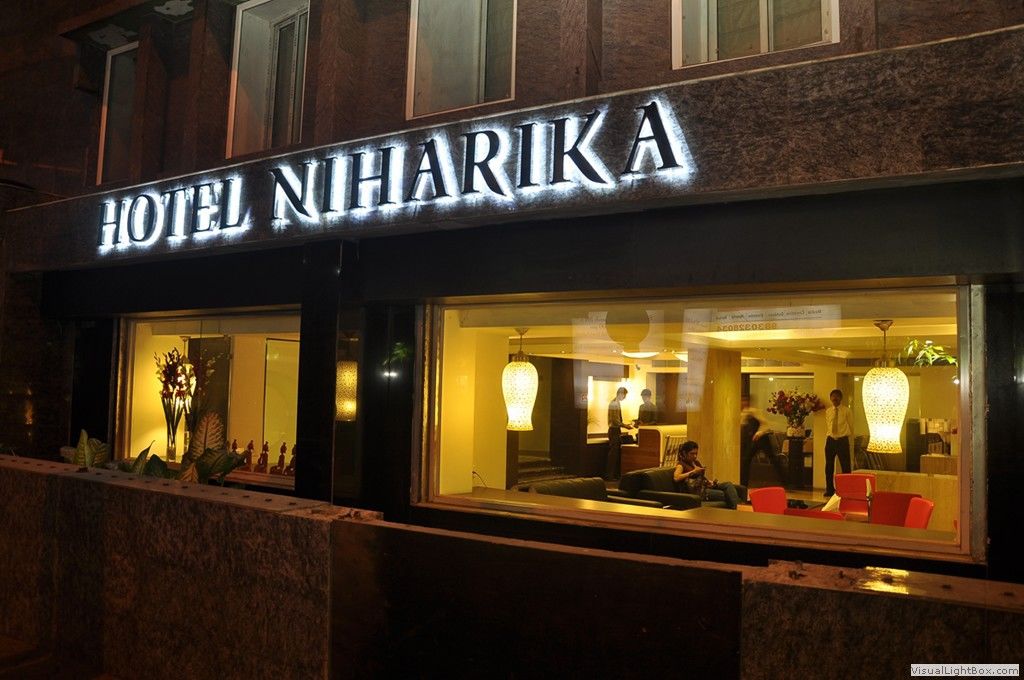 Hotel Niharika Calcutta Exteriör bild